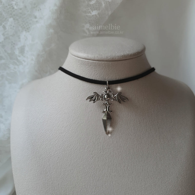Angelic Sword Cross Choker Necklace - Silver Color (KISS OF LIFE ベル着用]