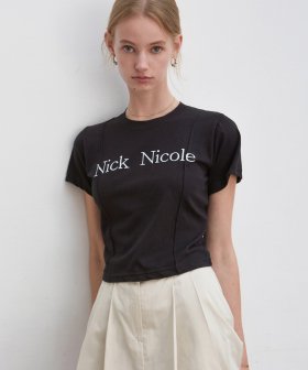 NICOLE ピンタッククロップTシャツ