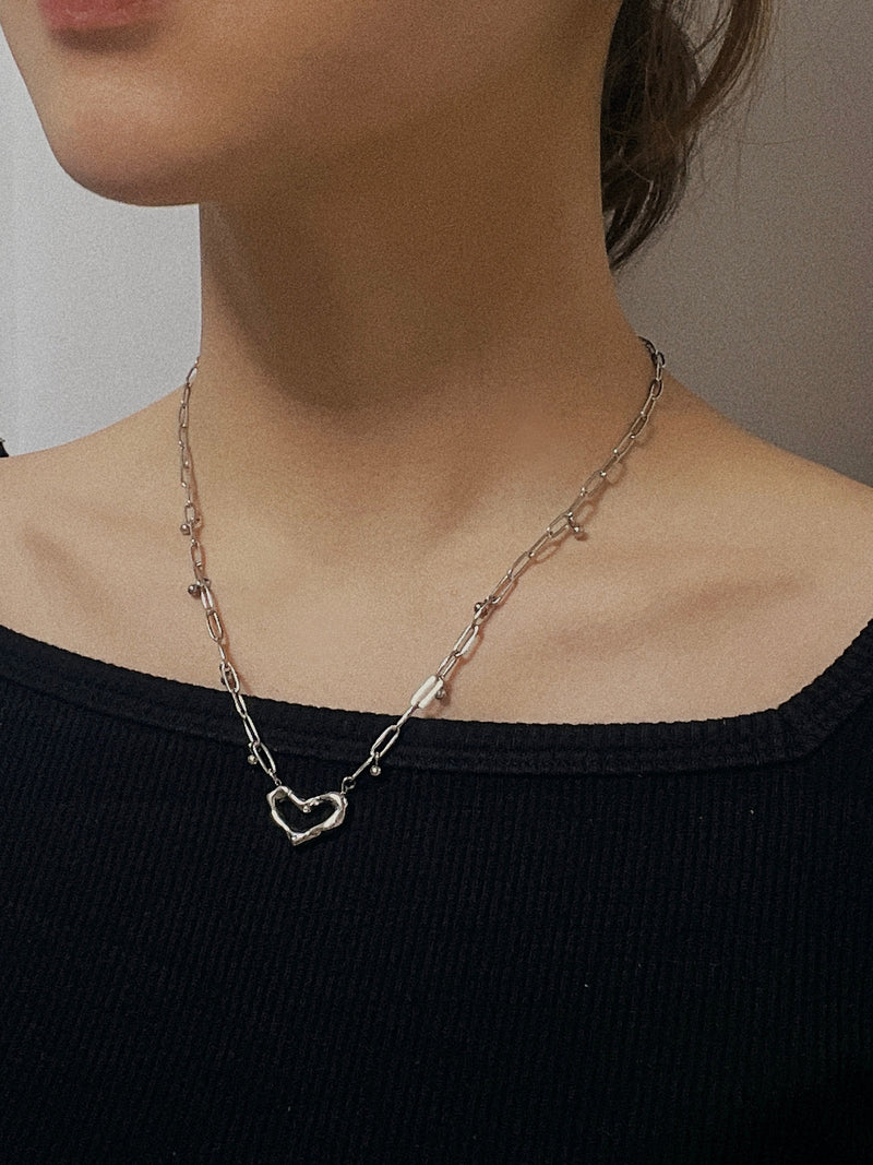 ボールドハートチェーンネックレス / Bold Heart Chain Necklace