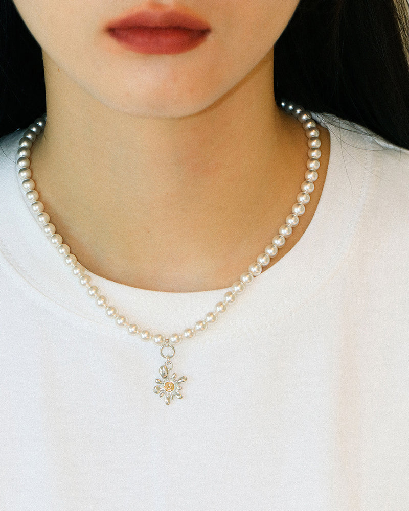 バレットフラワーパールネックレス/Bullet flower pearl necklace (925 silver)