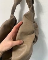 vegan leather shirring shoulder bag (2color) (4631520739446)