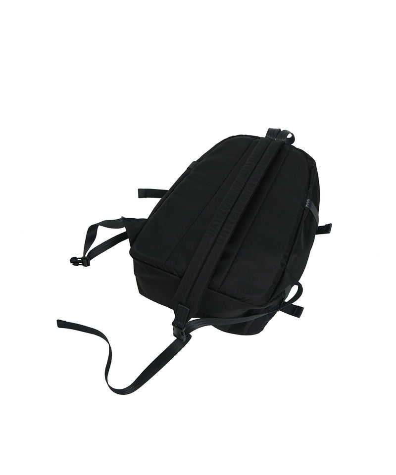 パデッドクロスバックパック / Padded Cross Backpack