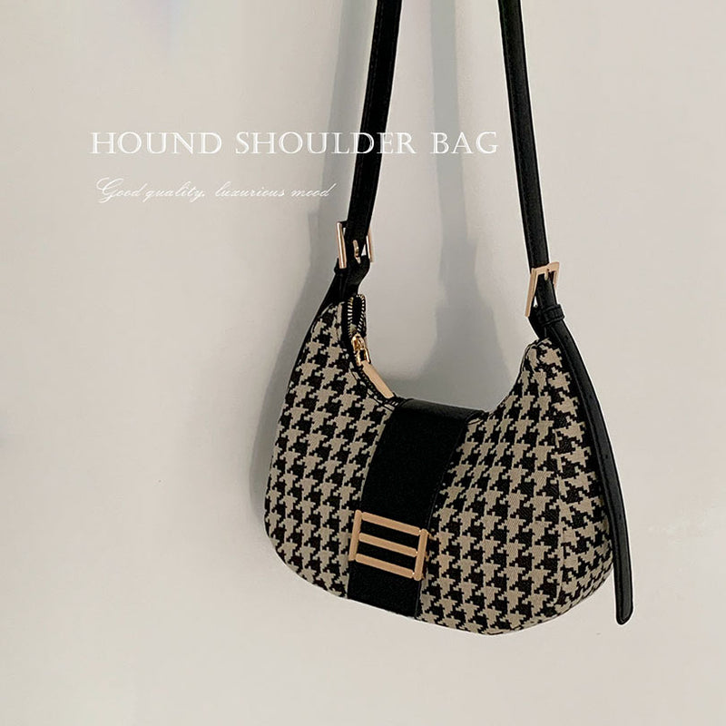Houndstooth Pattern Shoulder Bag