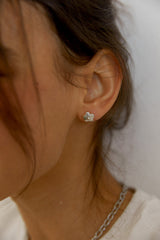 フローラルピアス/floral earring