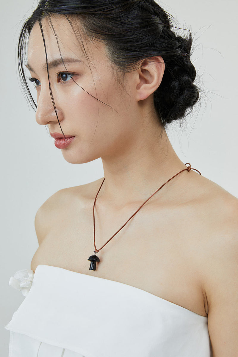 オニキスマッシュルームネックレス / Onyx mushroom necklace