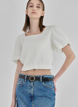 スクエアネックエンボスブラウス / (BL-4150) Square-neck embossed blouse