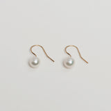 14K ゴールドフィルドホッククリームパールピアス/14K goldfilled hook cream pearl earring (8mm)