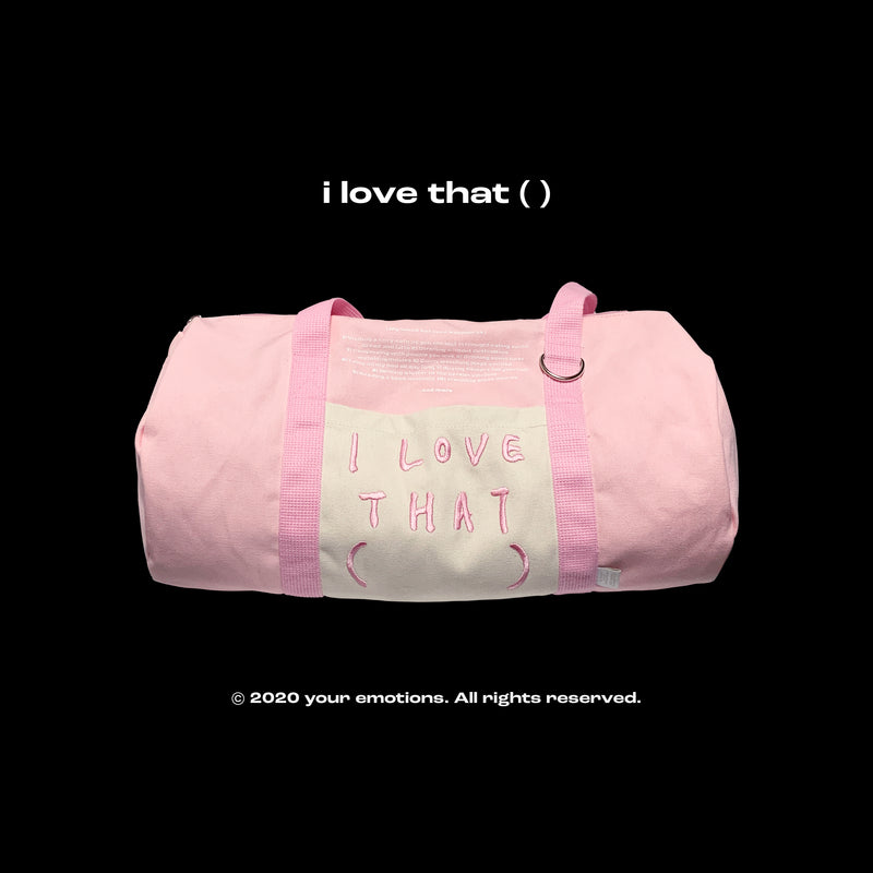 I love that duffle bag / pink