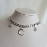 ムーンアンドスターボールドチェーンチョーカー / Moon and Star Bold Chain Choker - Silver (Kep1er Xiaoting Necklace)