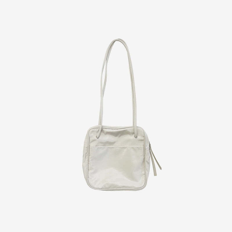 ハークナイロンスクウェアショルダーバッグ / Hark Nylon Square Shoulder Bag