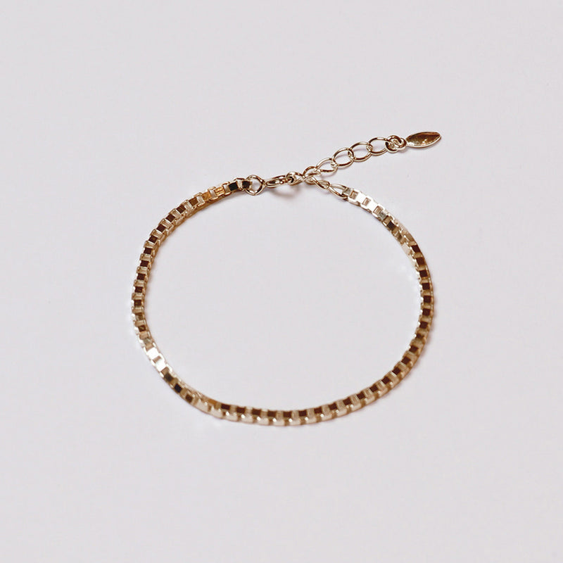シルバーボクシーブレスレット / silver boxy bracelet (silver)