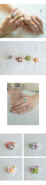 Pastel flower acrylic ring (6595725033590)