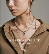 Kissed necklace (6562902147190)