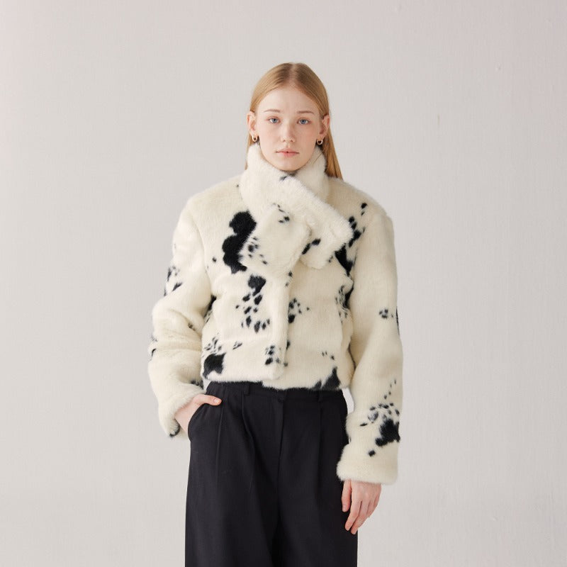 フェイクファーミルキーカウジャケット(+マフラー)/Fake Fur milky cow jacket(+muffler)