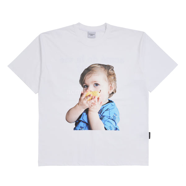 ベイビーフェイスペアーイーティングベイビー半袖Tシャツ / BABY FACE PEAR-EATING BABY SHORT SLEEVE T-SHIRT WHITE