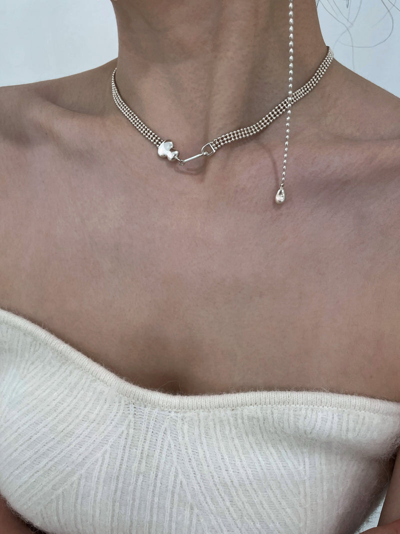 モングルネックレス/Mong-gle-e necklace