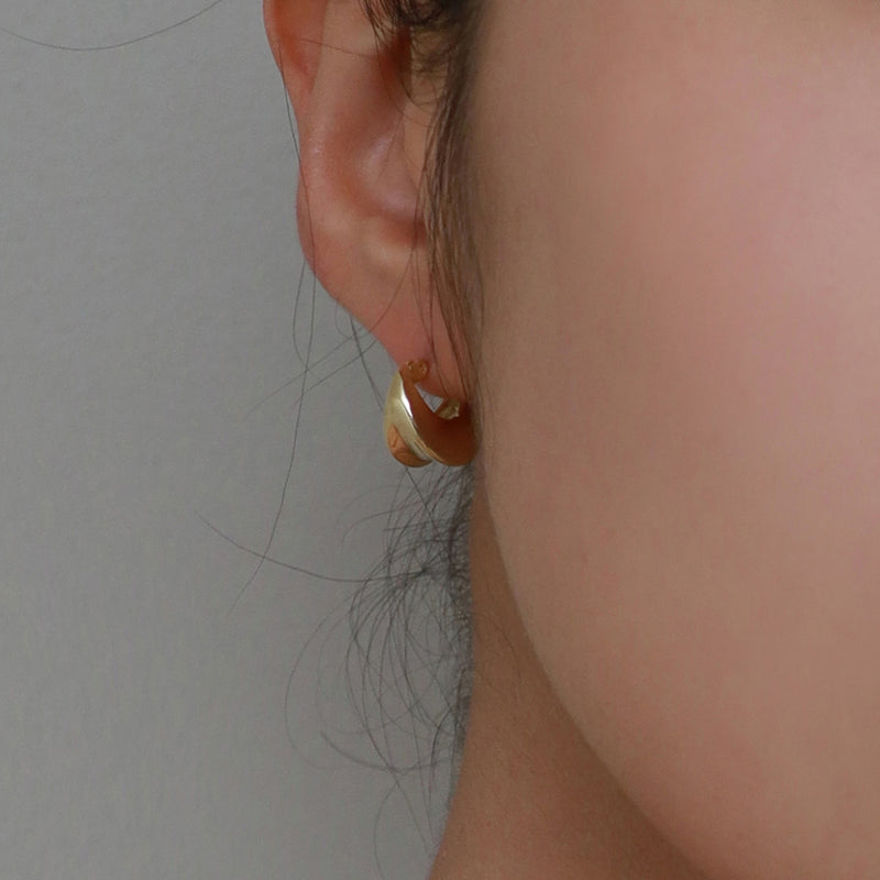 オーバルボリュームイヤリング / oval volume earring