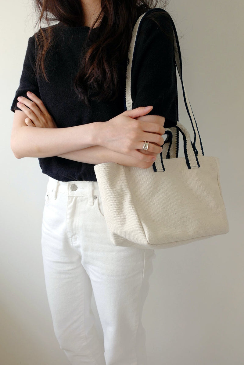 ミニツートーンストラップバッグ / Mini Two-tone Strap Bag (Ivory)