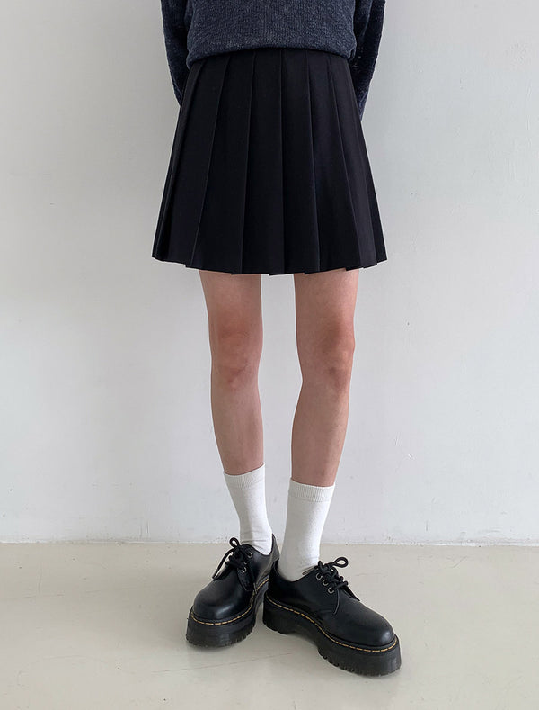 [MADE] Pleated Mini Skirt