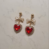 レッドハートアンドリボンイヤリング / Red Heart and Ribbon Earring (Momoland Nayun Earring)