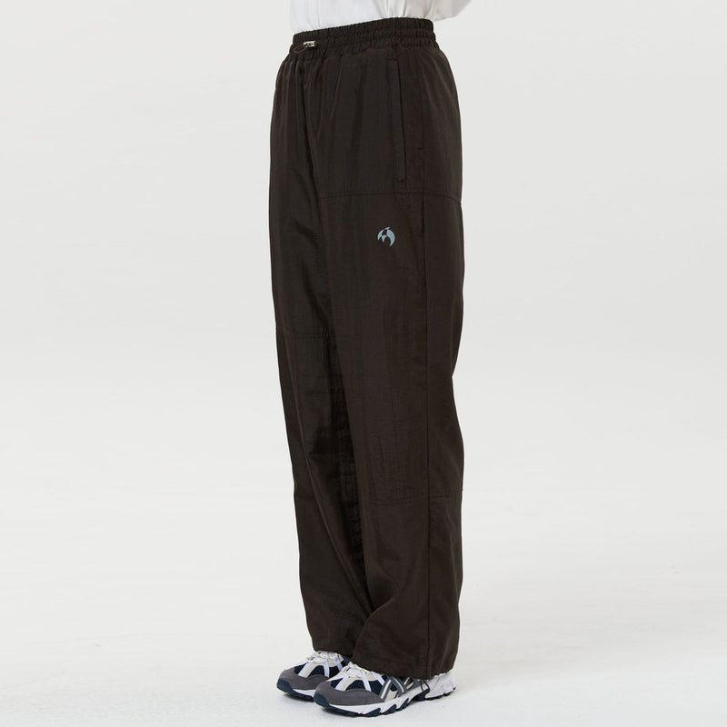 ナイロンワイドトラックパンツ / Nylon wide track pants